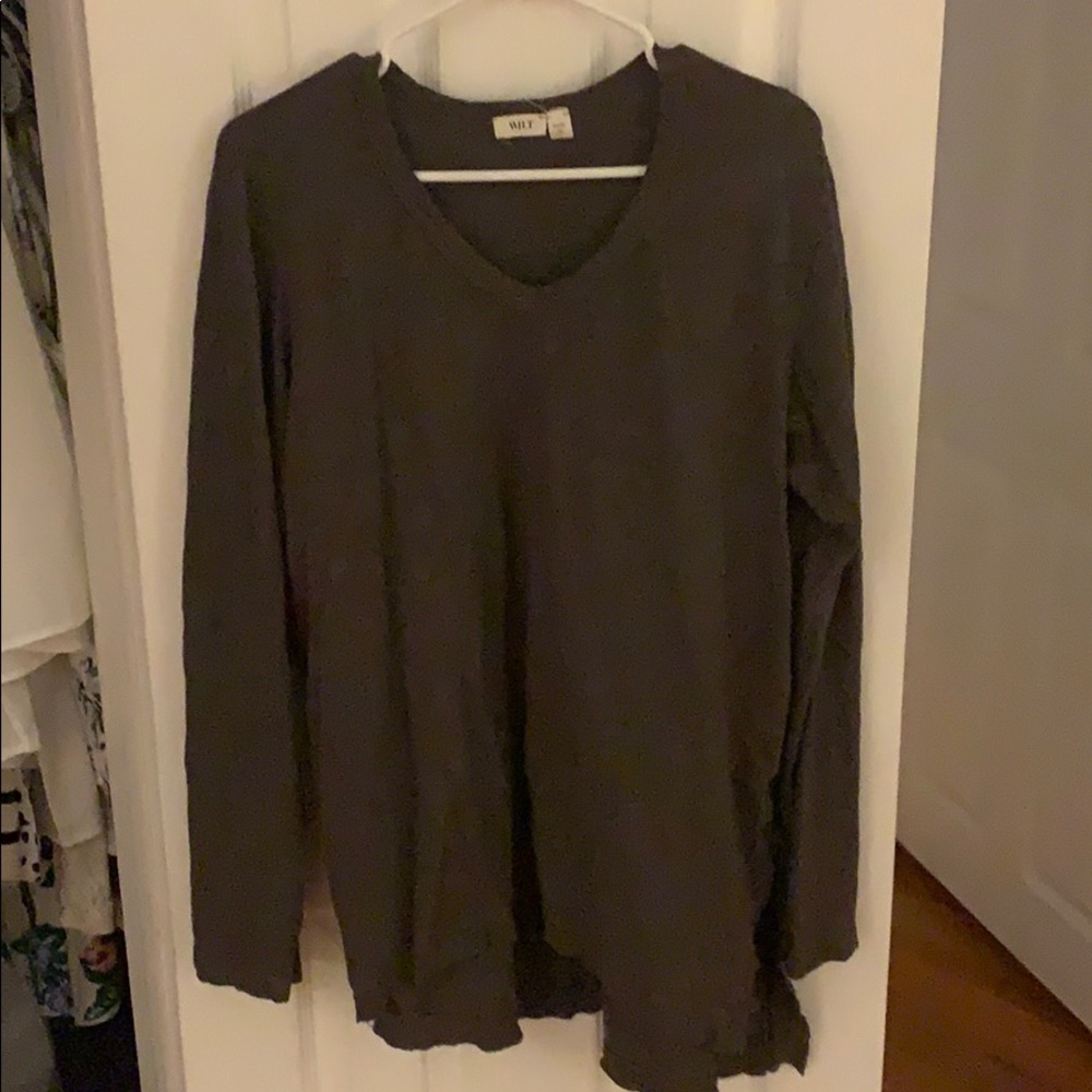 The most flattering long sleeve t